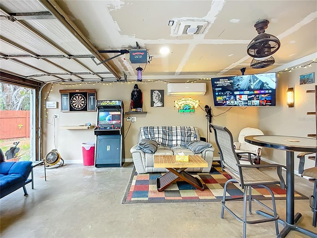 Garage, Interior, Recessed Lighting