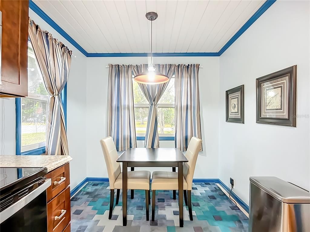 Dining room, Interior, Pendant Lights
