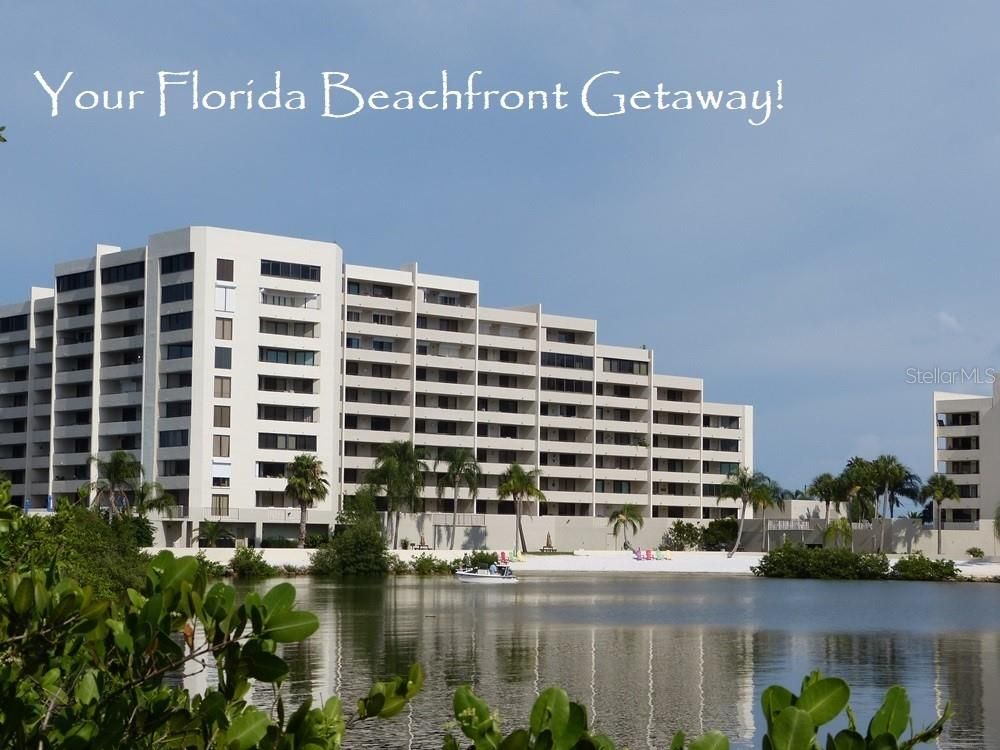 Exterior, Facade, Condo Building