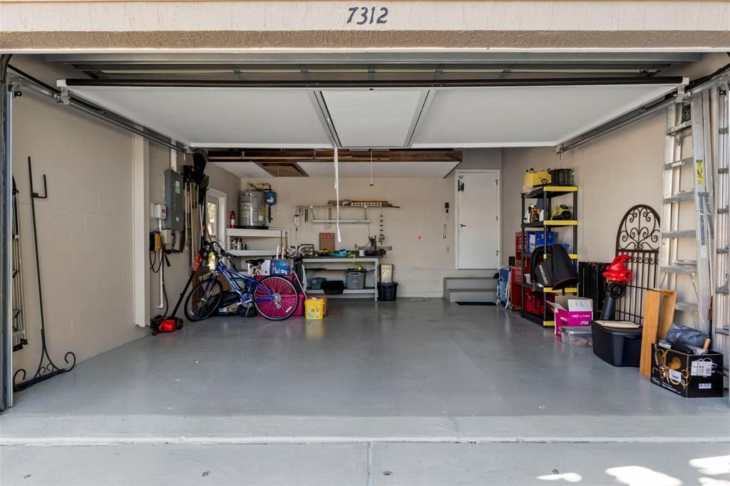 Garage, Interior