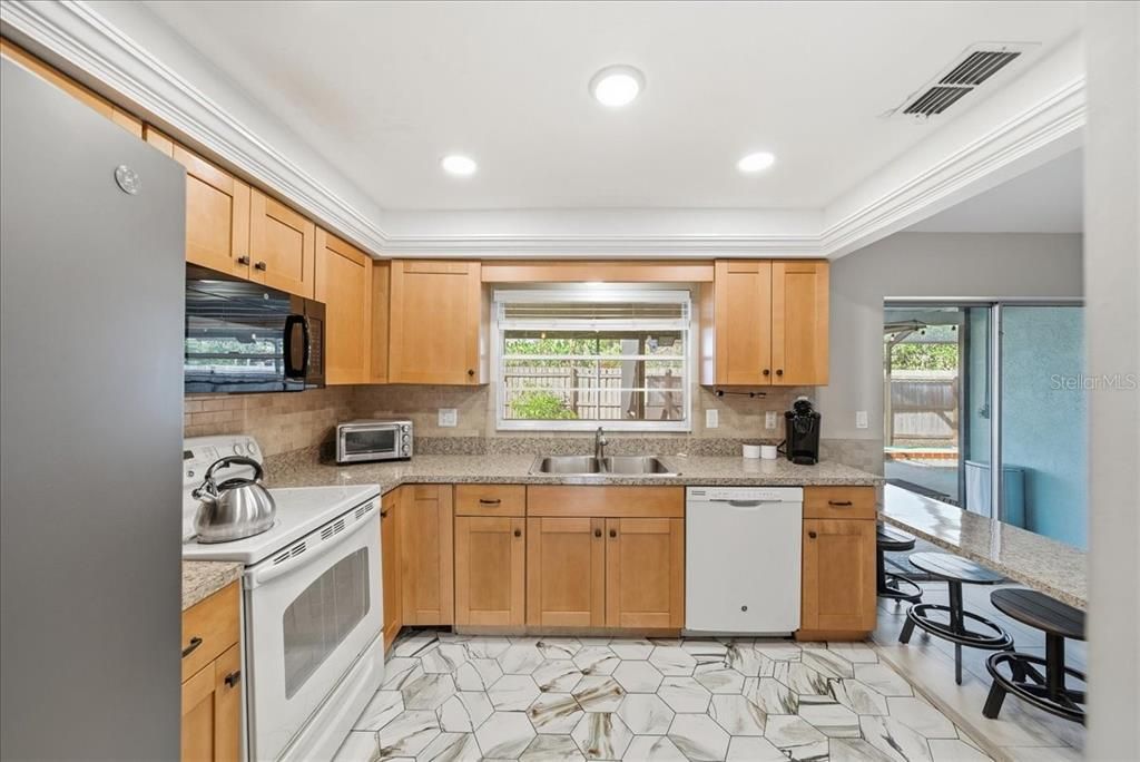 Interior, Kitchen, Marble, Recessed Lighting