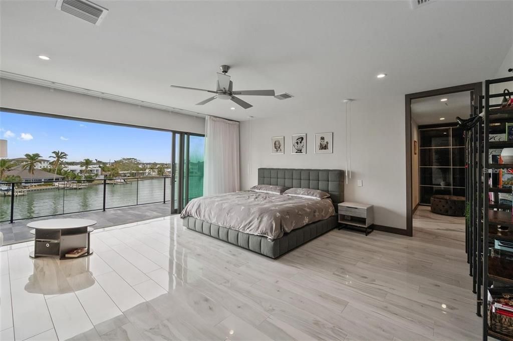 Bedroom, Interior, Recessed Lighting, Water, Wood Texture Flooring
