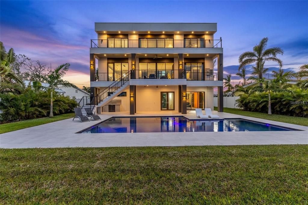 Backyard, Exterior, Pool