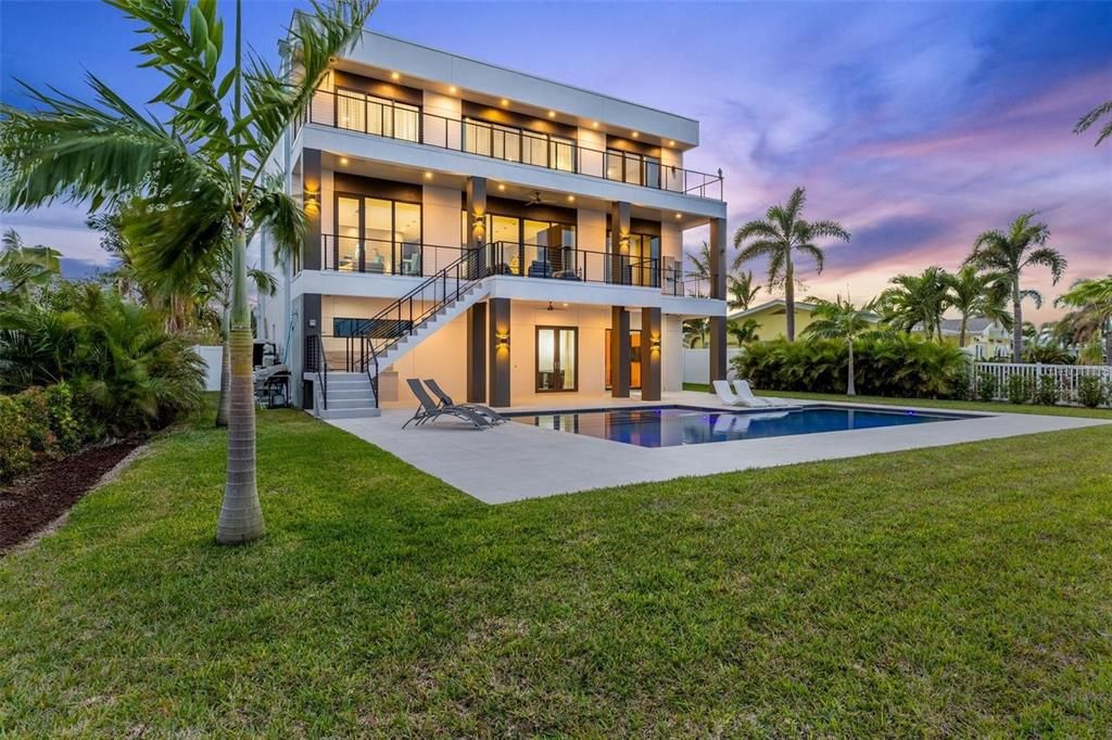 Backyard, Exterior, Pool