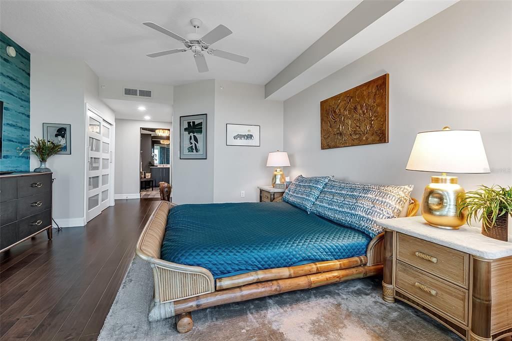 Bedroom, Interior, Recessed Lighting, Wood Texture Flooring