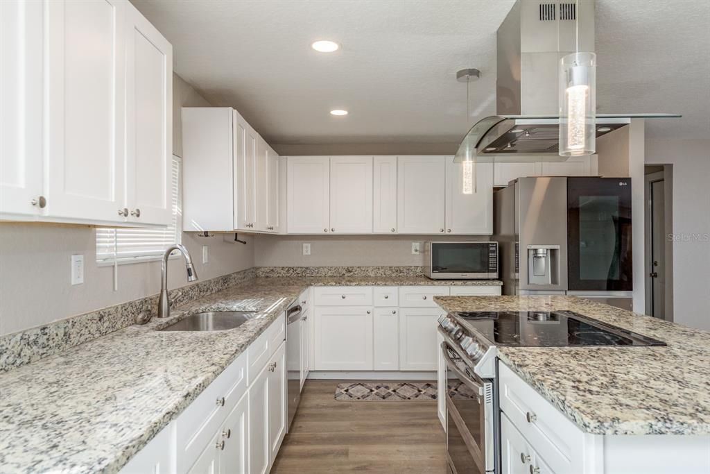 Interior, Kitchen, Pendant Lights, Recessed Lighting, Wood Texture Flooring