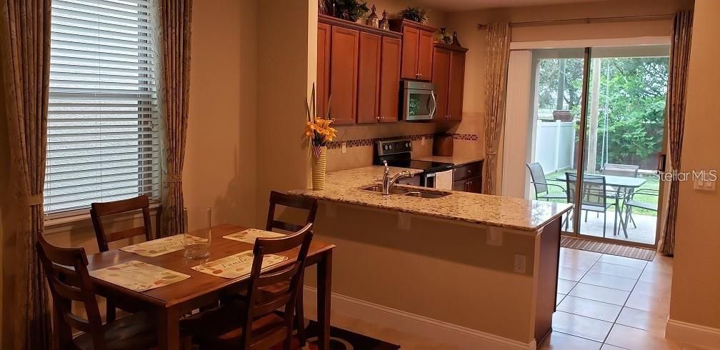 Dining room, Interior, Kitchen, Recessed Lighting