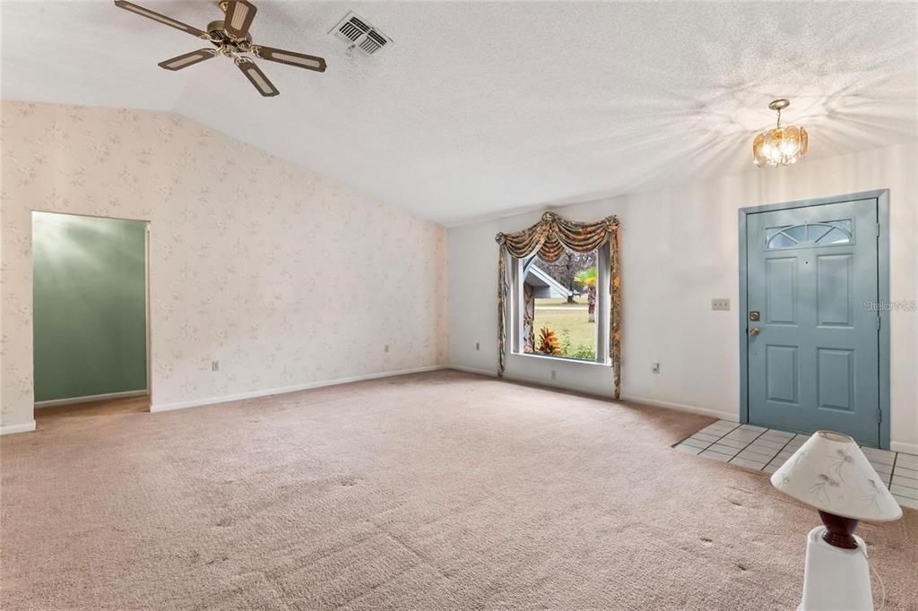 Chandelier, Empty room, Interior