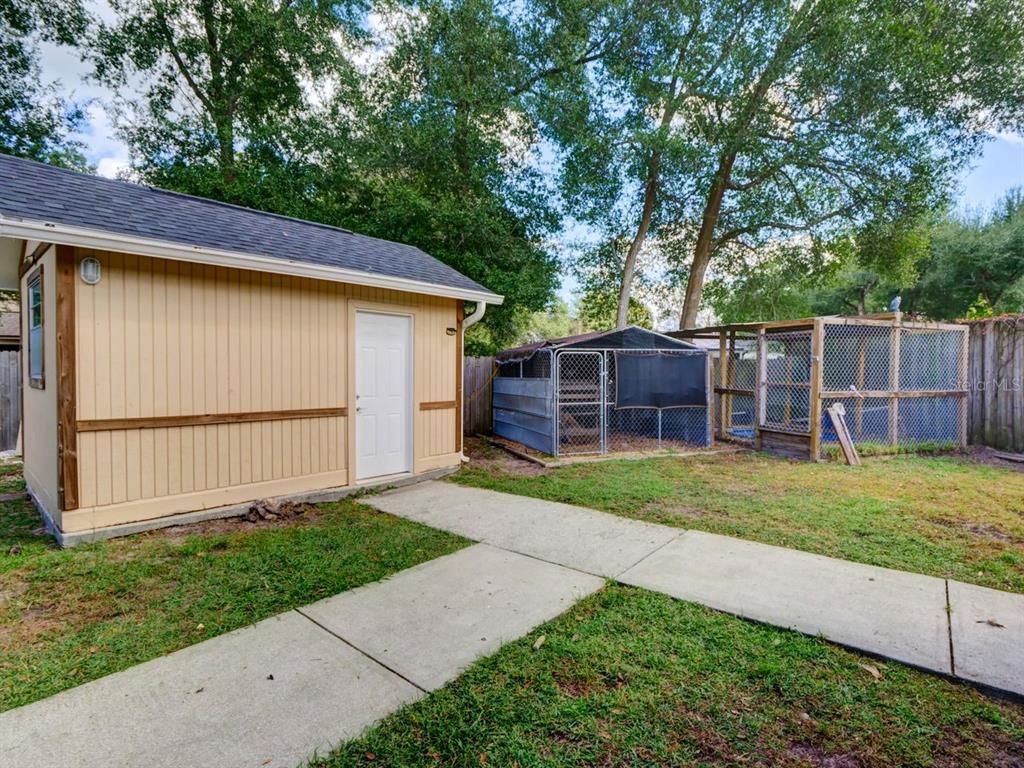 Backyard, Detached Garage, Exterior