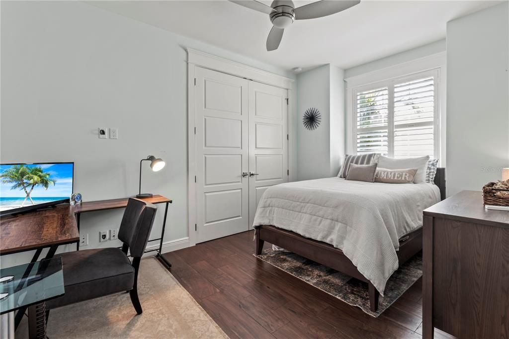 Bedroom, Home Office, Interior, Wood Texture Flooring