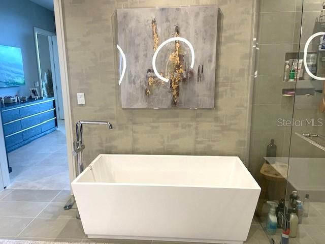 Bathroom, Free Standing Baths, Glass Shower, Interior