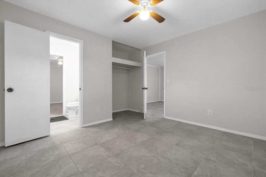Bathroom, Empty room, Interior
