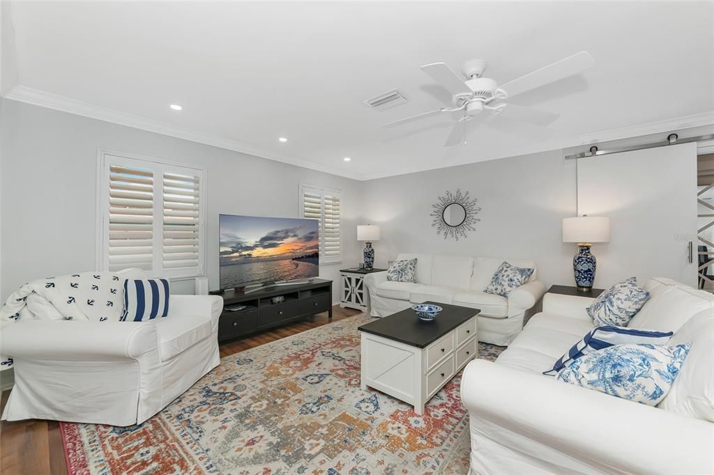 Interior, Living room, Recessed Lighting, Wood Texture Flooring