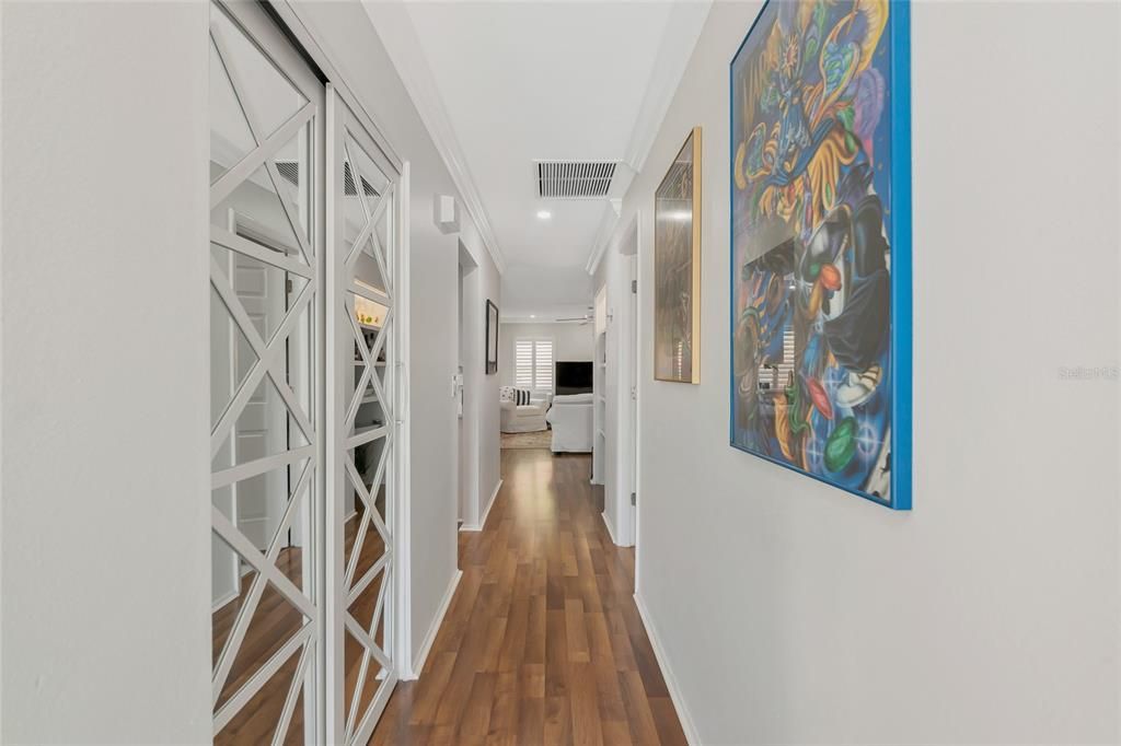 Interior, Recessed Lighting, Wood Texture Flooring