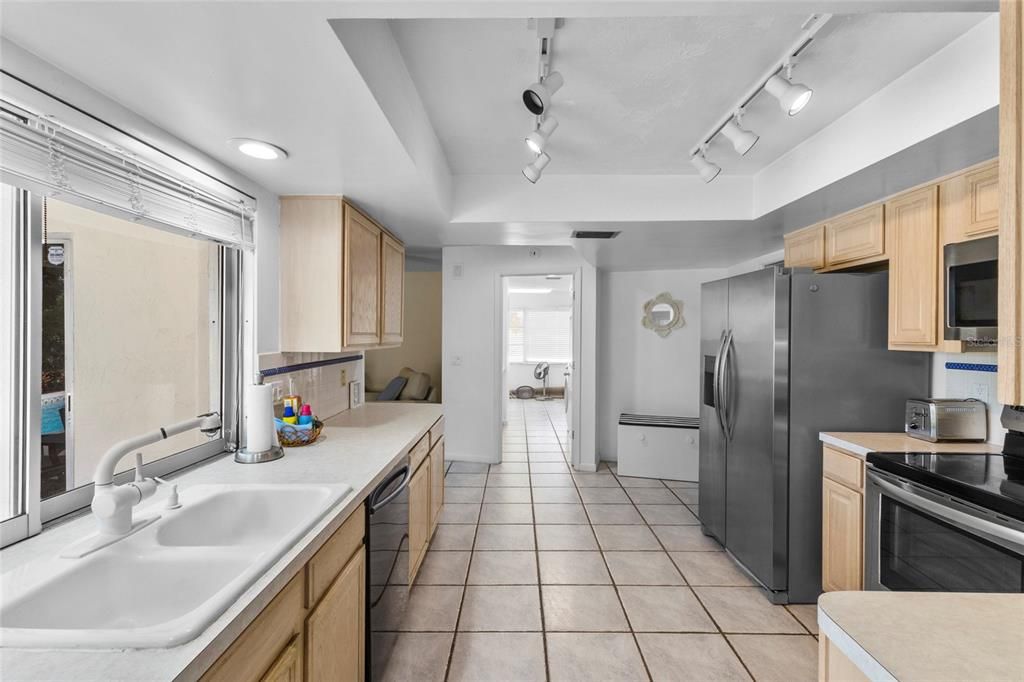 Interior, Kitchen, Recessed Lighting