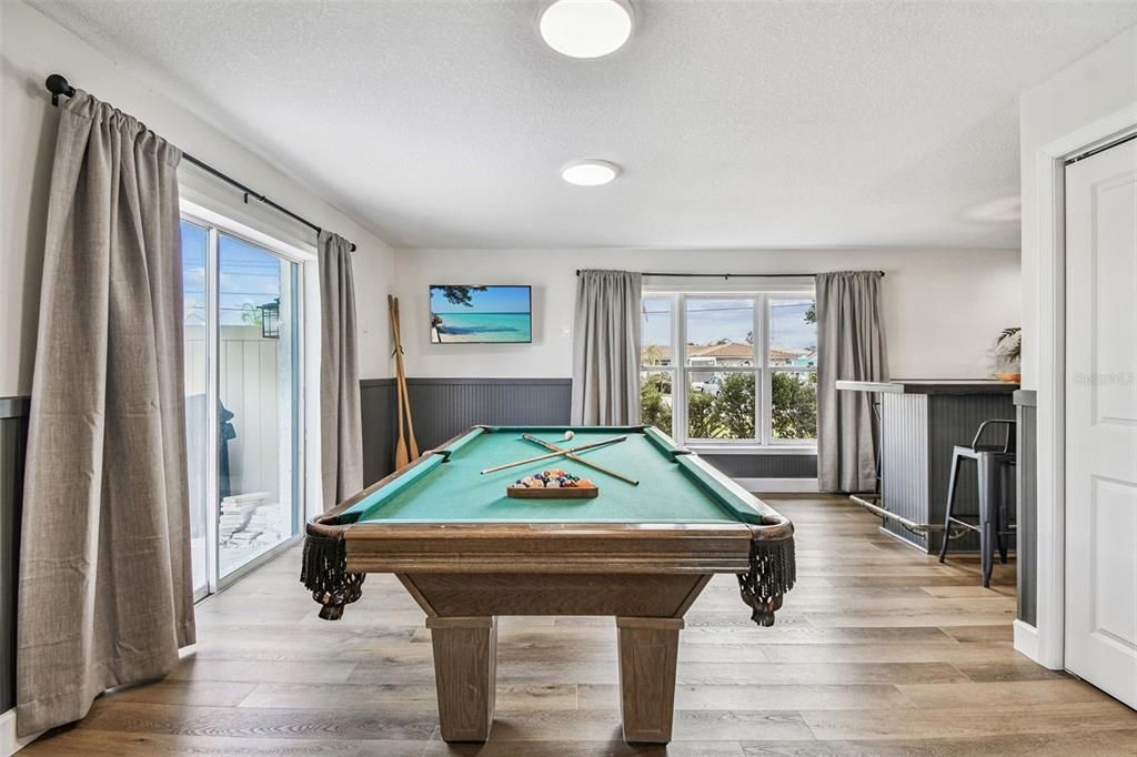 Billiard Table, Game Room, Interior, Recessed Lighting, Wood Texture Flooring