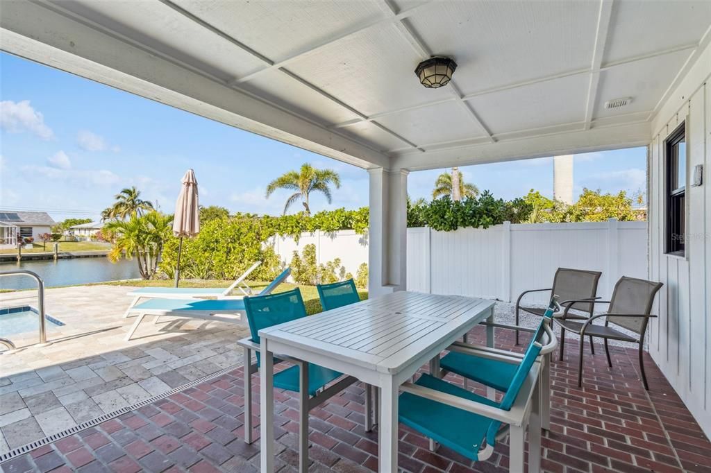 Exterior, Pool, Water