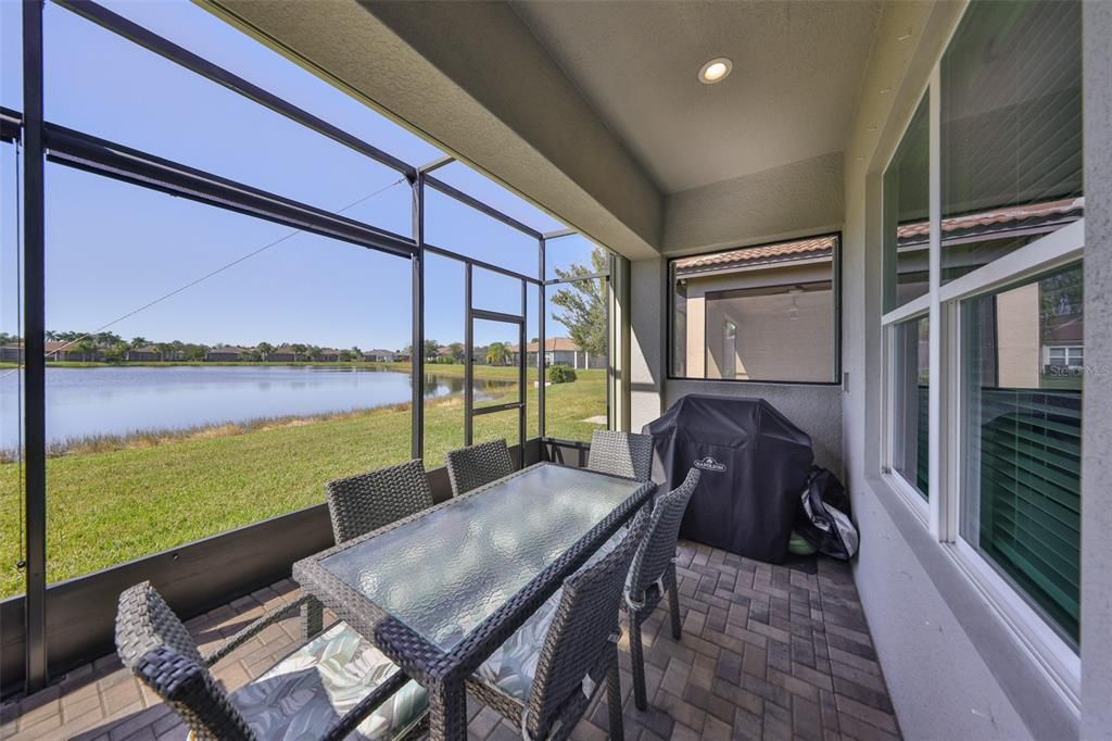 Dining room, Interior, Recessed Lighting, Sun Room, Water