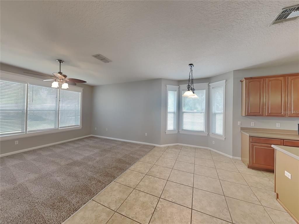 Empty room, Interior, Pendant Lights