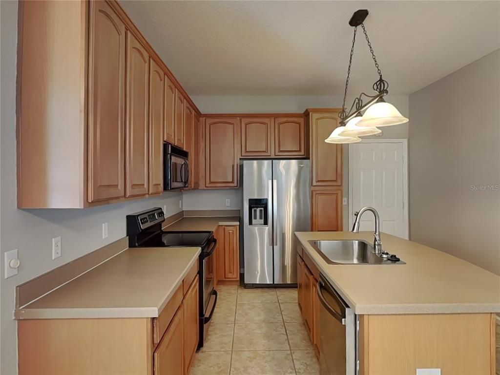 Interior, Kitchen, Pendant Lights, Stainless Steel Appliances