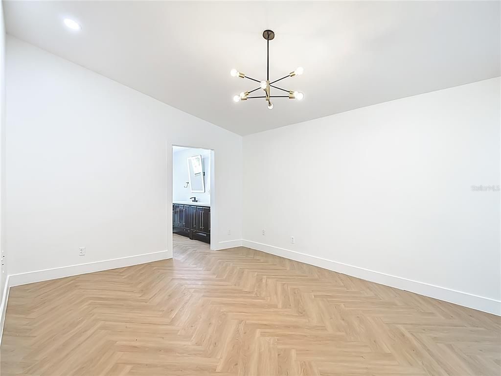 Empty room, Interior, Pendant Lights, Recessed Lighting, Wood Texture Flooring