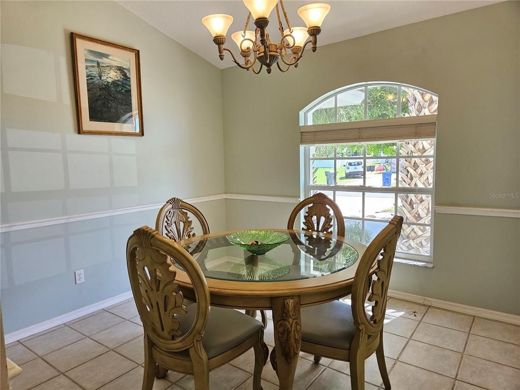 Chandelier, Dining room, Interior