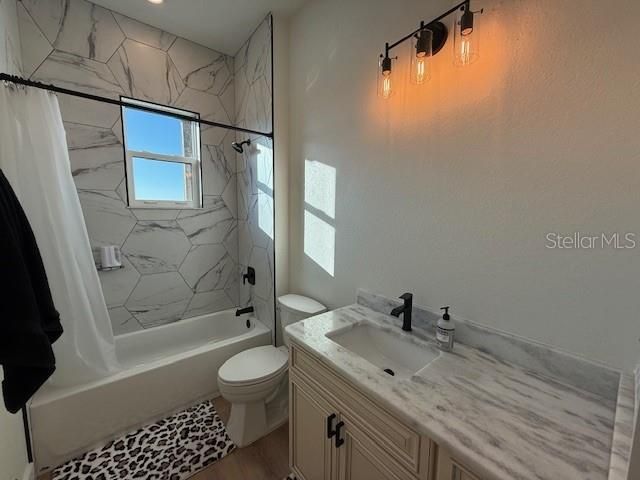 Bathroom, Interior, Marble Walls, Recessed Lighting, Wood Texture Flooring