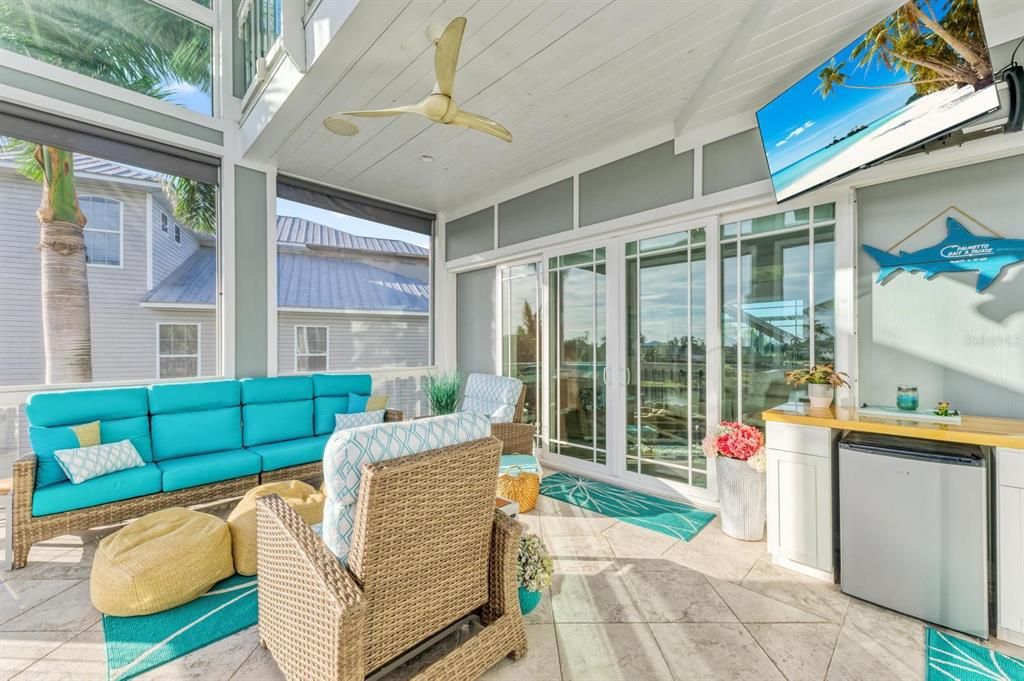 Interior, Living room, Sun Room