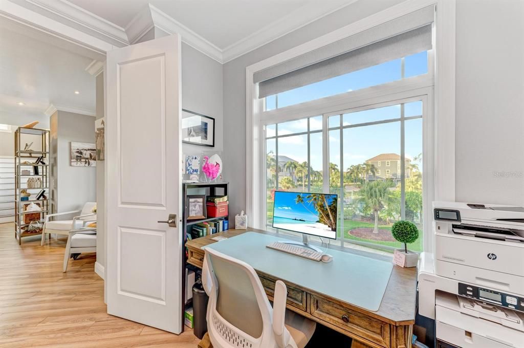Home Office, Interior, Recessed Lighting, Wood Texture Flooring