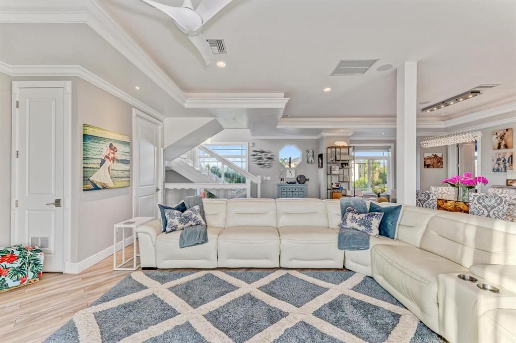 Interior, Living room, Recessed Lighting, Wood Texture Flooring