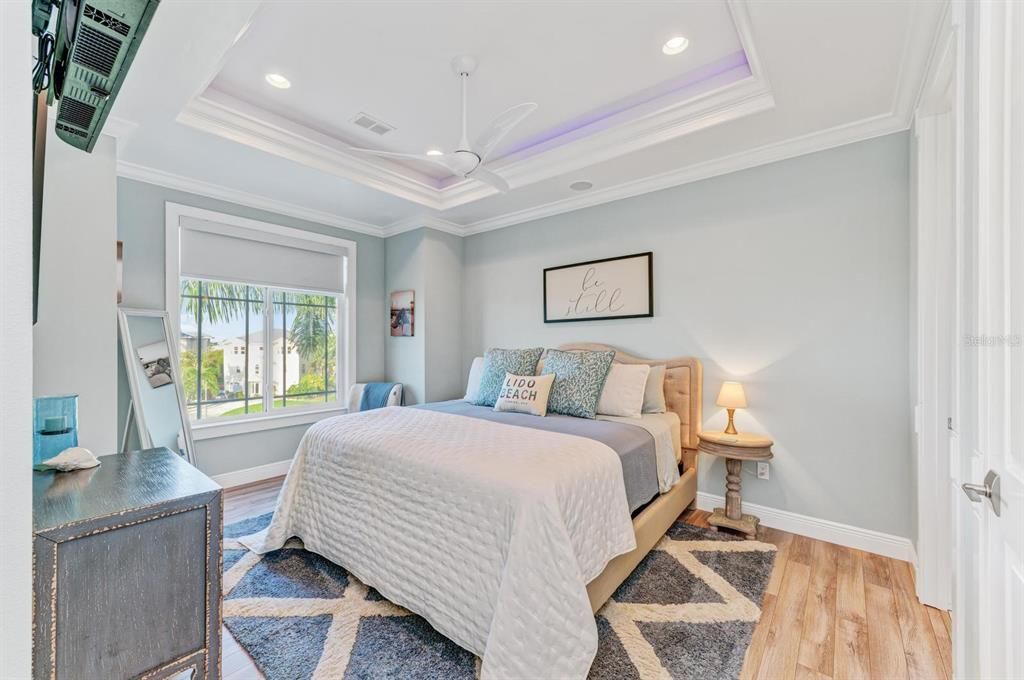 Bedroom, Interior, Recessed Lighting, Wood Texture Flooring