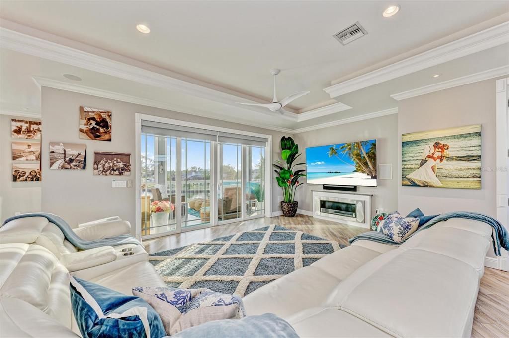 Interior, Living room, Recessed Lighting, Wood Texture Flooring