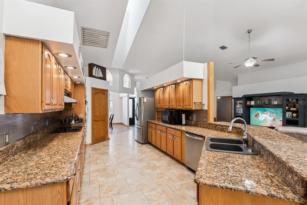 Interior, Kitchen, Recessed Lighting