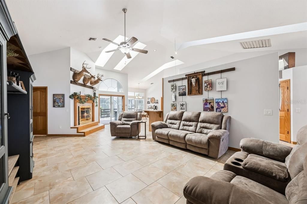 Fireplace, Interior, Living room