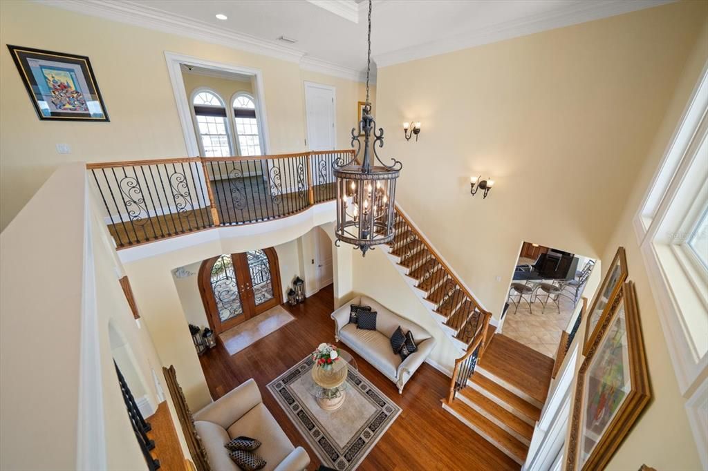 Chandelier, Interior, Living room, Pendant Lights, Recessed Lighting, Wood Texture Flooring