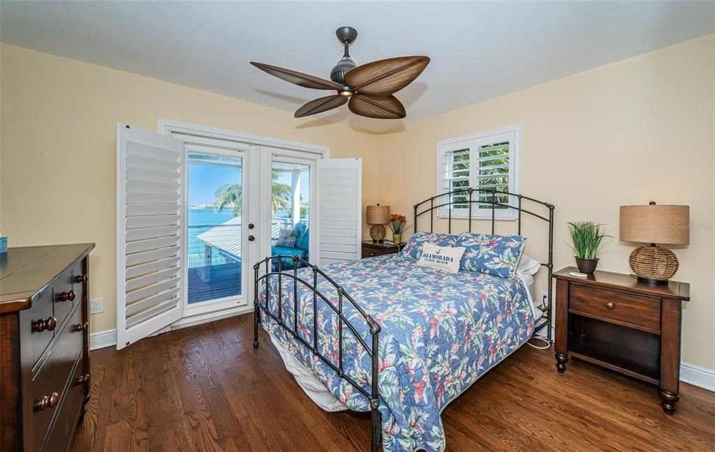 Bedroom, Interior, Water, Wood Texture Flooring