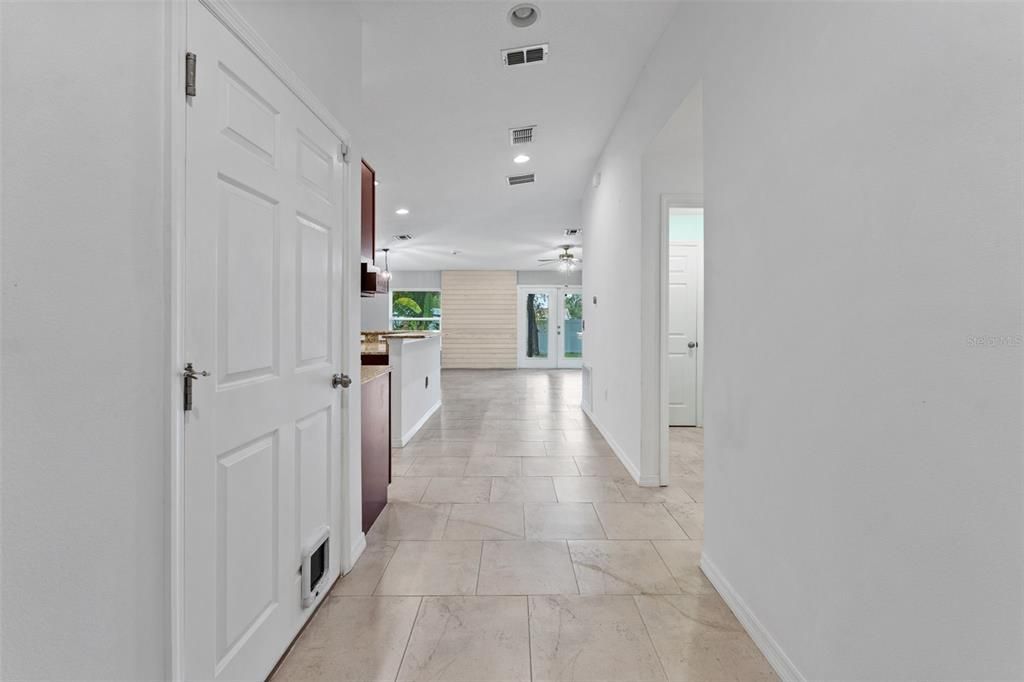 Interior, Recessed Lighting