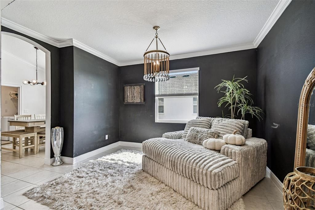 Chandelier, Dining room, Interior, Pendant Lights