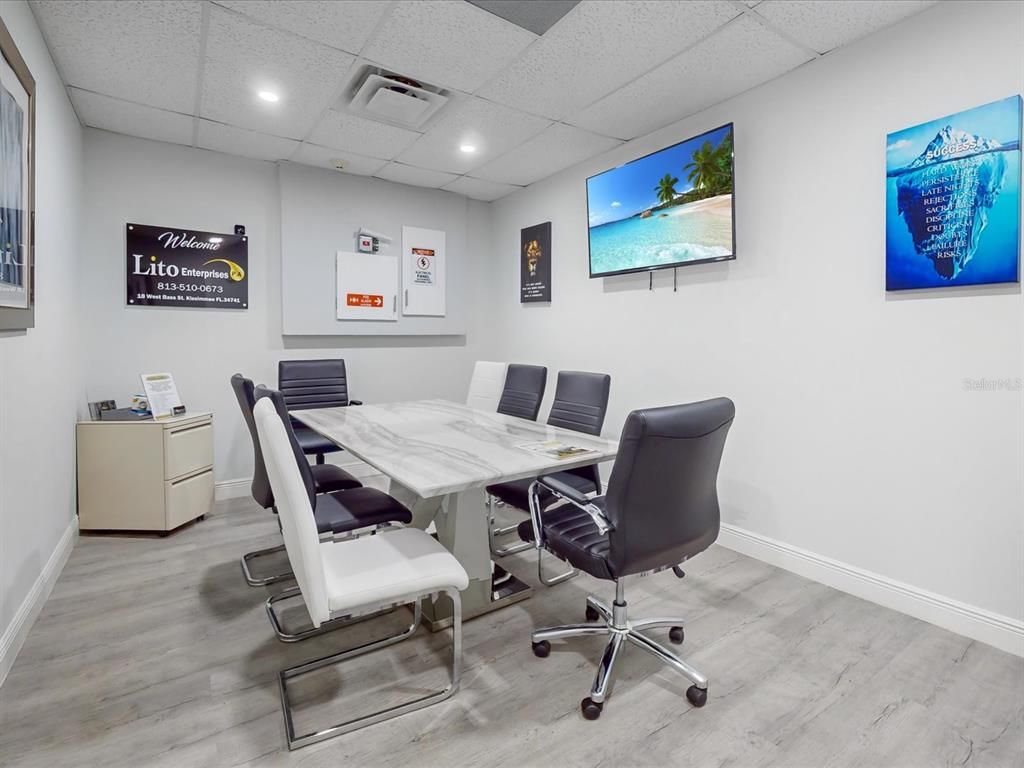 Home Office, Interior, Recessed Lighting, Wood Texture Flooring