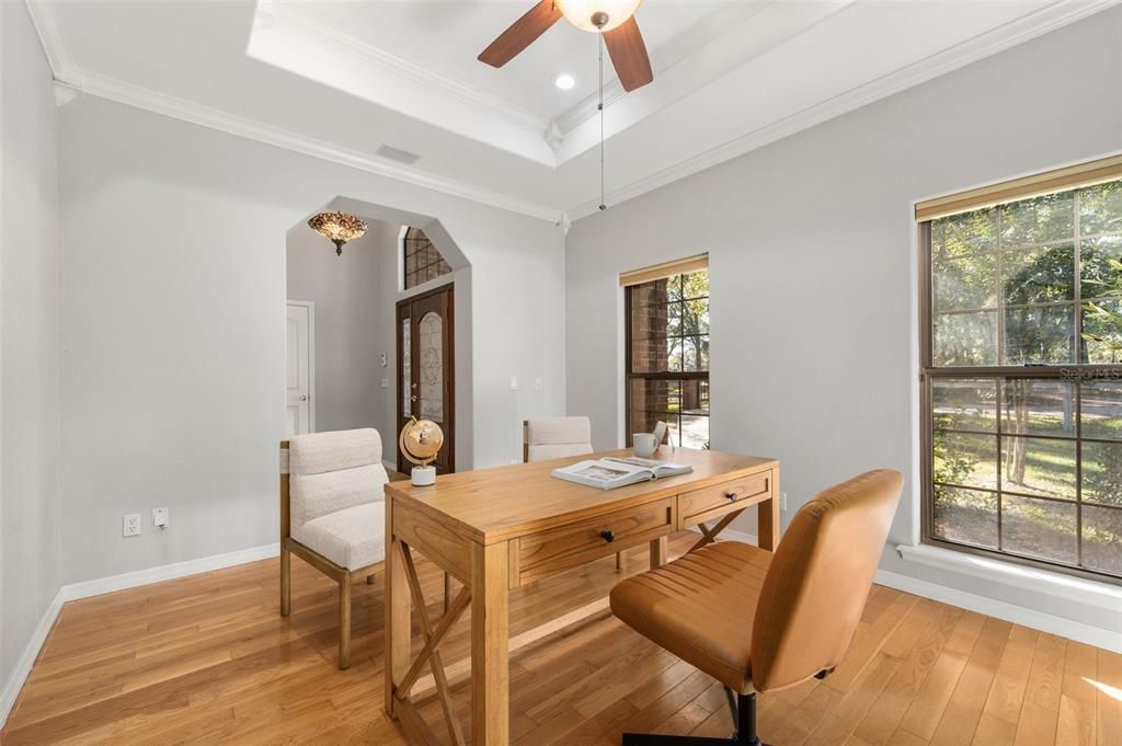 Home Office, Interior, Recessed Lighting, Wood Texture Flooring