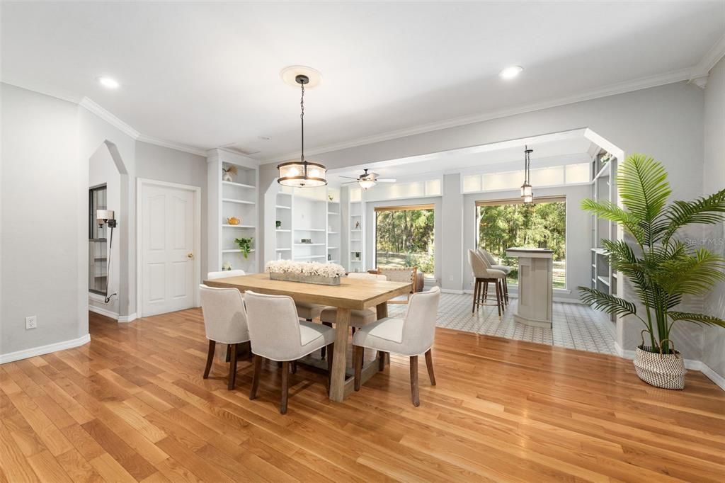 Dining room, Interior, Pendant Lights, Recessed Lighting, Wood Texture Flooring