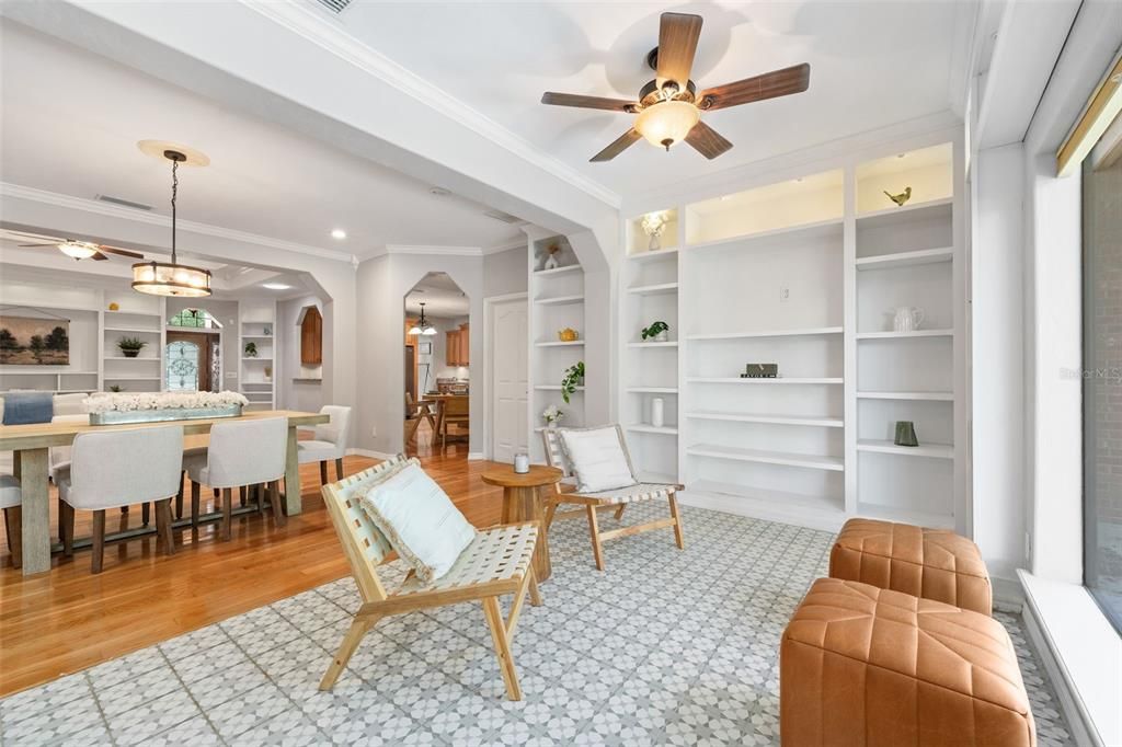 Dining room, Interior, Pendant Lights, Recessed Lighting, Wood Texture Flooring