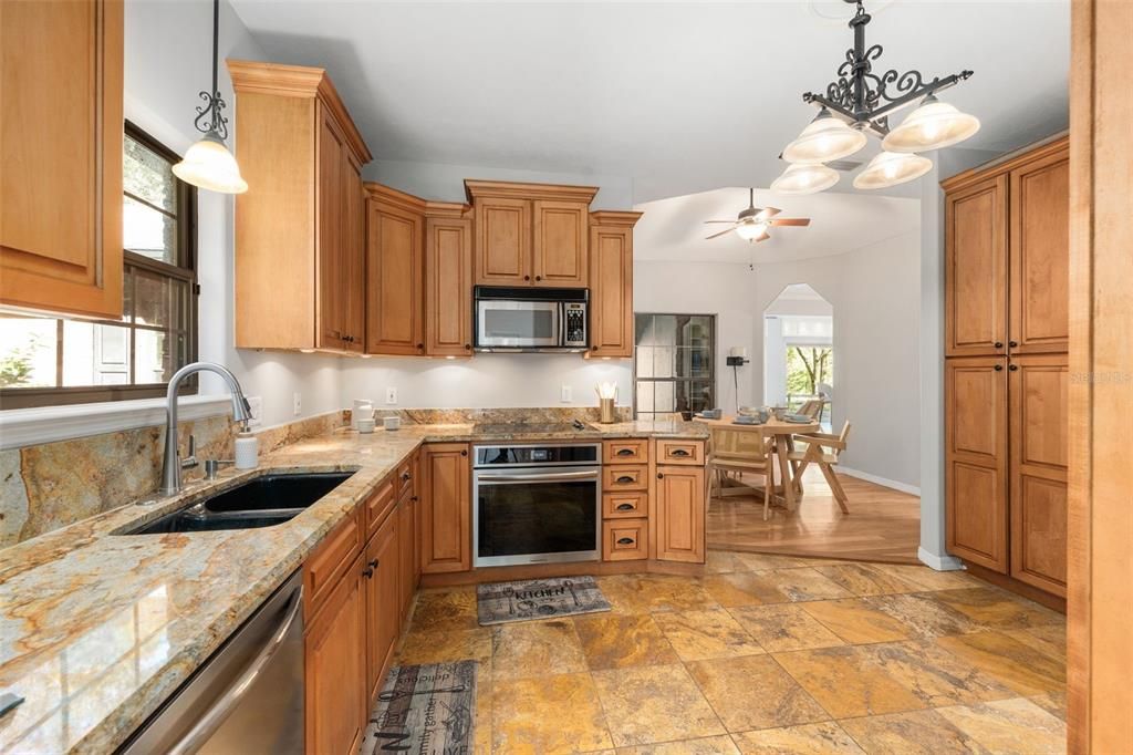 Dining room, Interior, Kitchen, Pendant Lights