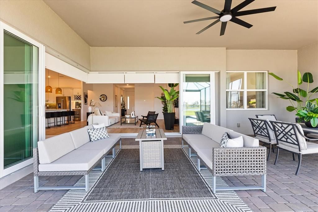 Dining room, Interior, Living room, Pendant Lights