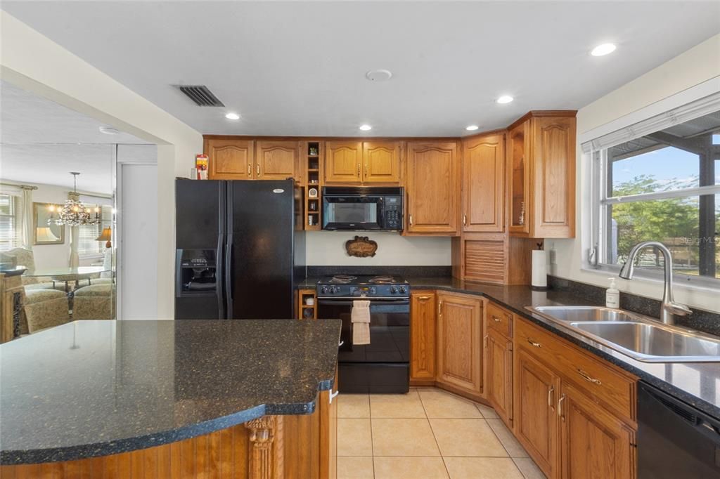 Chandelier, Dining room, Interior, Kitchen, Recessed Lighting