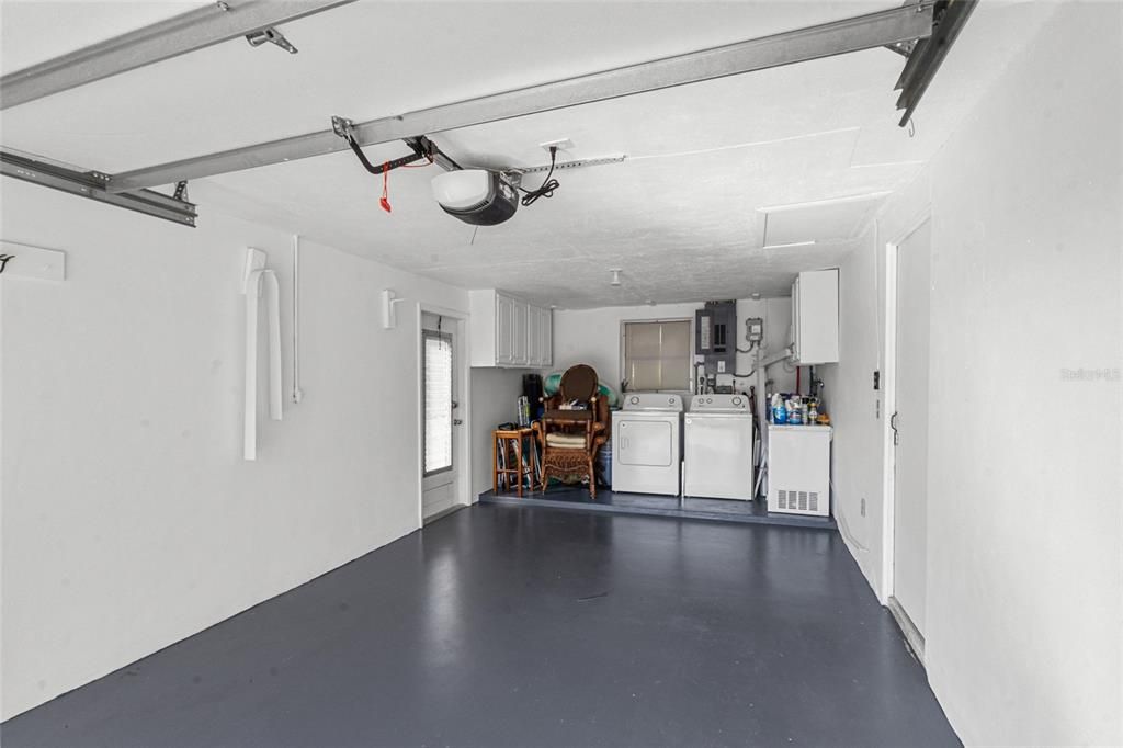 Garage, Interior, Washer