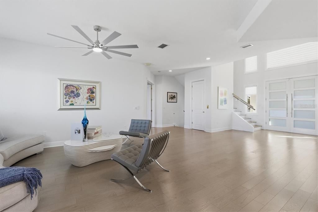 Interior, Recessed Lighting, Wood Texture Flooring