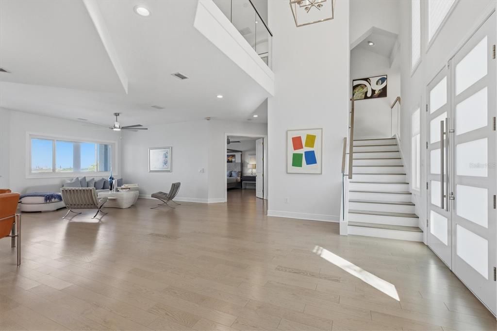 Interior, Living room, Recessed Lighting, Wood Texture Flooring