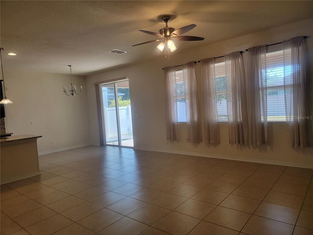 Chandelier, Empty room, Interior, Pendant Lights
