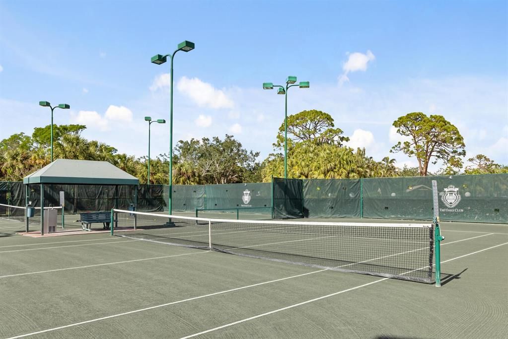 Exterior, Tennis Courts